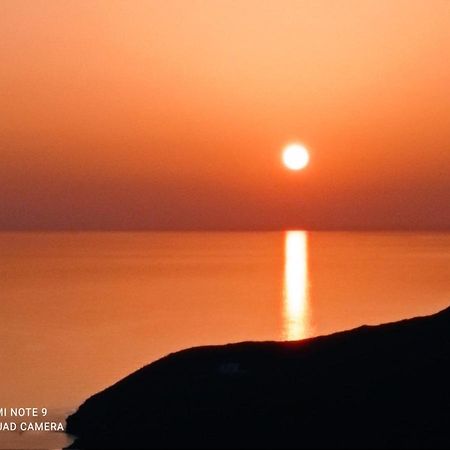 Mare Nostrum Istérnia 外观 照片